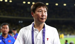 Tuyển Việt Nam thua đau, HLV Kim Sang-sik mất ngủ cả đêm